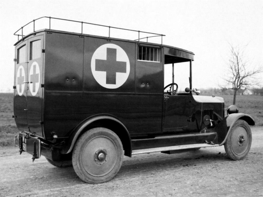  Tatra T20 Ambulance 1923 года  (фото 2 из 2)